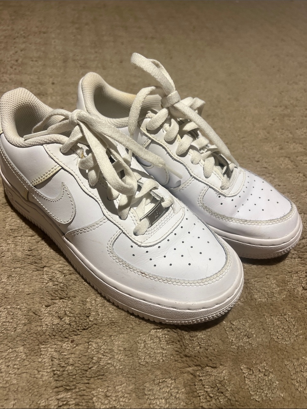 Nike Airforce AF1 White Low-Top Sneakers sz 4.5Y